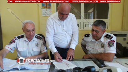 Արտակարգ դեպք Երևանում. ՀՀ Պն մայորը խմածության ամենաբարձր վիճակում փորձել է ճանապարհային ոստիկանին համոզել, որ վթարից հետո իր խմածությունը չստուգվի. մերժում ստանալով՝ հարձակվել է ոստիկանների վրա. ՖՈՏՈՌԵՊՈՐՏԱԺ