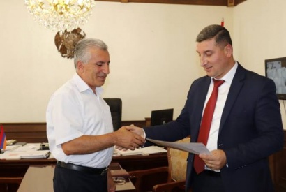 Գեղարքունիքի մարզպետը պարգեւատրել է մարզի մի խումբ շինարարների եւ շինարարական կազմակերպությունների