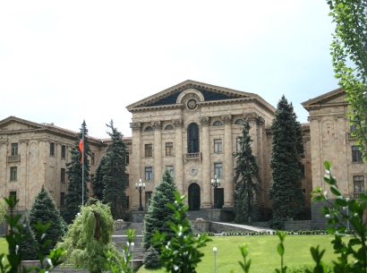 Արաբկիրի ոստիկանները «Կանեփ-կակաչ 2019» օպերացիա են իրականացրել Ազգային Ժողովում. կա բերման ենթարկված