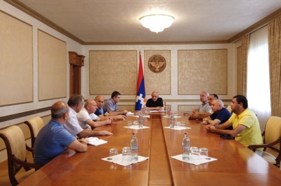 Բակո Սահակյանն աշխատանքային խորհրդակցություն է հրավիրել ջրամատակարարման խնդրի շուրջ