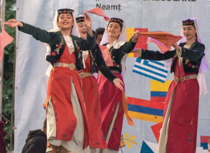 «Վարք Հայոց» ավանդական երգի-պարի խումբը մասնակցել է Ռումինիայի և Սերբիայի միջազգային ֆոլկլորային փառատոններին. ՖՈՏՈՌԵՊՈՐՏԱԺ