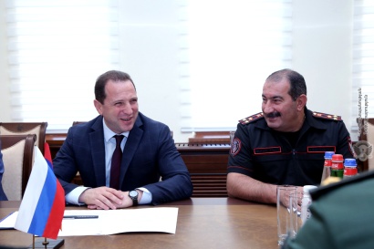 ՀՀ պաշտպանության նախարարն ընդունել է ՌԴ ՊՆ ՌՈ պատվիրակությանը. ՖՈՏՈՌԵՊՈՐՏԱԺ