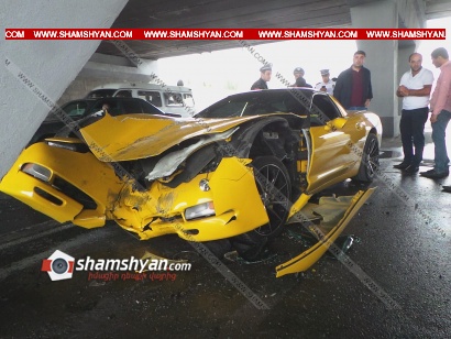 Խոշոր ավտովթար Երևանում. Chevrolet Corvette մակնիշի ավտոմեքենայի վարորդը բախվել է ժողովրդին հայտնի «Երեքնուկի կամրջի» հենասյանը. կա վիրավոր, ժամանել է Երևանի ՃՈ պետը. ՖՈՏՈՌԵՊՈՐՏԱԺ, ՏԵՍԱՆՅՈՒԹ
