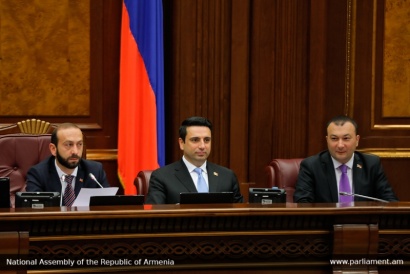 Խորհրդարանն առաջին ընթերցմամբ ընդունեց օտարերկրացիներին ՀՀ-ից արտաքսելու հիմքերն ընդլայնող օրինագիծ
