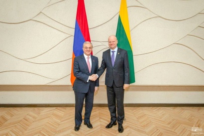 Լիտվայի վարչապետ Սաուլիուս Սկվերնելիսը ընդունել է պաշտոնական այցով Լիտվայում գտնվող ԱԳ նախարար Զոհրաբ Մնացականյանին