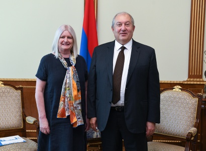 Նախագահ Արմեն Սարգսյանը հրաժեշտի հանդիպում է ունեցել Հայաստանում Միացյալ Թագավորության դեսպանի հետ