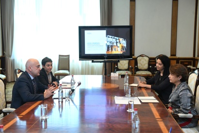 Հանրապետության նախագահի տիկին Նունե Սարգսյանը հանդիպել է ՀԲԸՄ պատվիրակության հետ