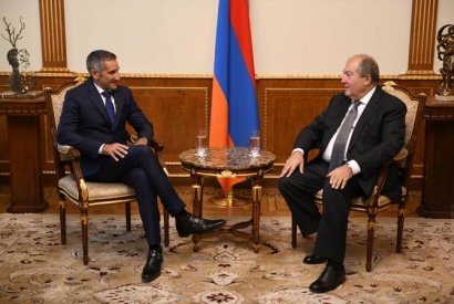 Արմեն Սարգսյանն ընդունել է Boeing միջազգային կորպորացիայի պատվիրակությանը