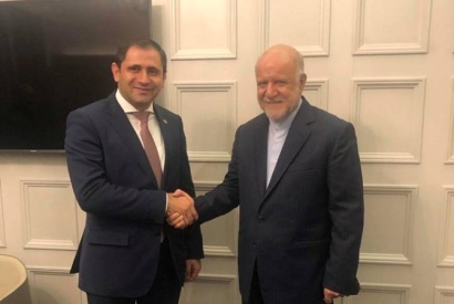 Սուրեն Պապիկյանը Մոսկվայում հանդիպել է Իրանի նավթի նախարարի հետ. քննարկվել է ՀՀ-ի և Իրանի միջև համատեղ ծրագրերի ընթացքը