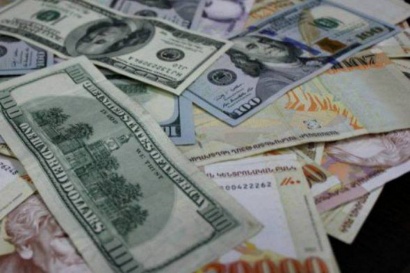 Արմավիրի մարզի ոստիկանները եղբայրներին, ովքեր իրենց փեսայից գողացել են 25 մլն դրամ և 2 հազար դոլար, ապացուցեցին, թե ում օրն է 40 օր. Ժողովրդական խոսքն էլ ասում է՝ «Գողը տնից չլինի, եզը երդիկից չեն հանի»