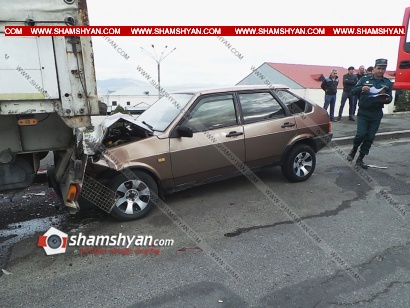 Ավտովթար Երևանում. 28-ամյա վարորդը 09-ով Թբիլիսյան խճուղում բախվել է կայանված բեռնատարին. ՖՈՏՈՌԵՊՈՐՏԱԺ, ՏԵՍԱՆՅՈՒԹ