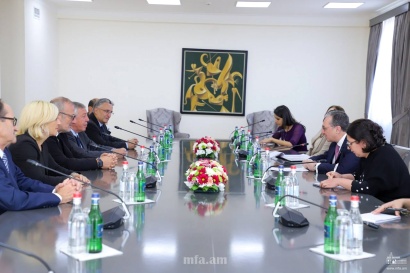 ԱԳ նախարար Զոհրաբ Մնացականյանն ընդունել է ֆրանսիական պատվիրակությանը. ՏԵՍԱՆՅՈՒԹ