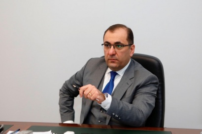 Տղե՛րք, օրենքով ու խղճով գործեք, ուսադիրներ «թռցնելու» ժամանակը չի, երկիր ենք կորցնելու». Արա Սաղաթելյան. «Փաստինֆո»