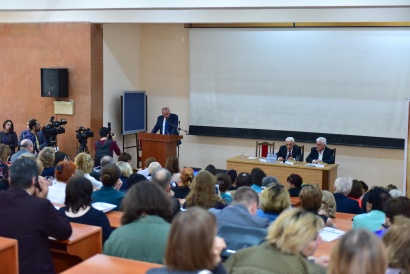 «Ռուսերենը Հայաստանի ազգային հոգևոր և ինտելեկտուալ գանձարանում իր ներդրումն ունեցած լեզու է». միջազգային գիտաժողով ԵՊՀ-ում. ՖՈՏՈՌԵՊՈՐՏԱԺ