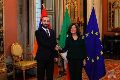 Արարատ Միրզոյանը հանդիպել է Իտալիայի Սենատի նախագահ Մարիա Էլիզաբետա Ալբերտի Կազելատիին