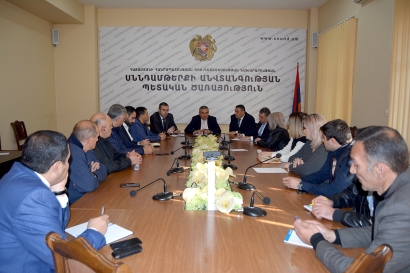 Խոշոր իրացման ցանցերին առաջարկվել է առանձնացնել բուսական յուղ պարունակող սննդամթերքը սերուցքային կաթնամթերքից. ՖՈՏՈՌԵՊՈՐՏԱԺ