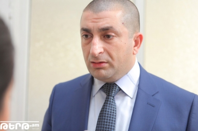 Կա՛մ Փաշինյանն է ստում, կա՛մ նրա թիկնազորն է անպիտան. Գագիկ Համբարյանը՝ վարչապետի գրառման մասին, թե Հաթերքի մերձակայքում մի մարդ ջուր է լցրել իր մեքենայի հետևից