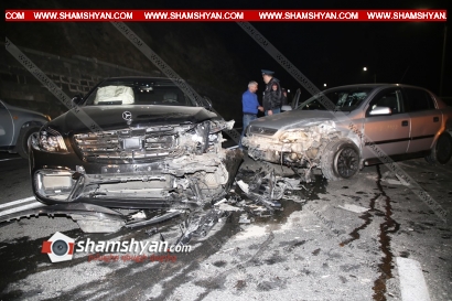 Խոշոր ավտովթար Երևանում. բախվել են Mercedes 222 S 63-ը, Opel Astra-ն, Mercedes-ը. վթարի մասնակիցների մեջ էր ժողովրդին հայտնի «Նեմեց Ռուբոյի» ազգականը, ով փորձել է դեպքի վայրում «շոու սարքել» ու մյուս վարորդների վրա «բոչկա գլորել». ՖՈՏՈՌԵՊՈՐՏԱԺ, ՏԵՍԱՆՅՈՒԹ