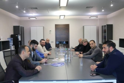 Ուկրաինայի հայ համայնքի հետ աշխատանքը՝ նոր հարթության վրա. Սինանյանը սկսել է հանդիպումների շարքը