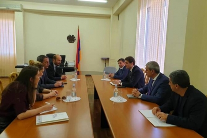 ՏԿԵ փոխնախարարը և ԱԶԲ պատվիրակությունը քննարկել են ՀՀ տրանսպորտի ոլորտին աջակցությունը