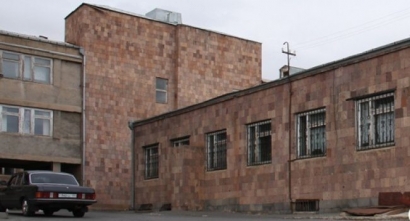 Լարված իրավիճակ Նուբարաշենի հոգեբուժարանի 7-րդ հատուկ բաժանմունքում. 50-ից ավելի հիվանդներ հայտարարել են հացադուլ, որոնց մեջ է դերասանուհի Շուշան Թովմասյանի եղբայրը