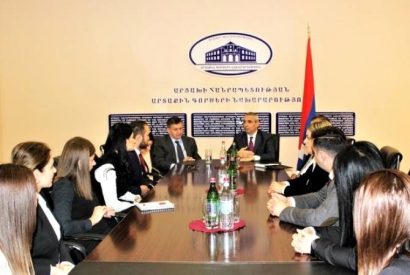 Արցախի Հանրապետության ԱԳՆ ղեկավարն ընդունել է ՀՀ ԱԳՆ կրտսեր դիվանագետներին