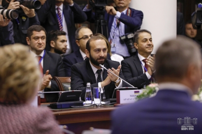 Սանկտ Պետերբուրգում ՀՀ Ազգային ժողովի նախագահ Արարատ Միրզոյանը մասնակցել է ԱՊՀ միջխորհրդարանական վեհաժողովի խորհրդի նիստին. ՖՈՏՈՌԵՊՈՐՏԱԺ