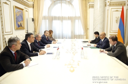 Վարչապետն ընդունել է ԵԱՀԿ մամուլի ազատության հարցերով ներկայացուցչին, անդրադարձ է եղել նաև ատելության խոսքի հետ կապված իրավիճակին. ՖՈՏՈՌԵՊՈՐՏԱԺ