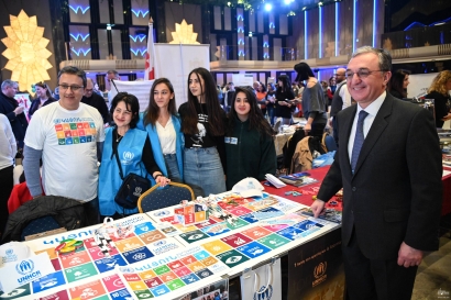 Կայացել է ՀՀ ԱԳՆ-ի՝ Թովմասյան բարեգործական հիմնադրամի հետ համագործակցությամբ կազմակերպված Ամանորյա բարեգործական տոնական ցուցահանդես-վաճառքը. ՏԵՍԱՆՅՈՒԹ, ՖՈՏՈՌԵՊՈՐՏԱԺ