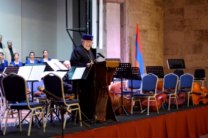 Մայր Աթոռ Սուրբ Էջմիածնում տեղի է ունեցել հանդիսություն` նվիրված երանաշնորհ Կոմիտաս վարդապետի ծննդյան 150-ամյա հոբելյանին. ՖՈՏՈՌԵՊՈՐՏԱԺ