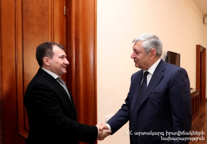ԱԻ նախարար Ֆելիքս Ցոլակյանն ընդունել է ՌԴ Քաղաքացիական պաշտպանության ակադեմիայի պատվիրակությանը. ՖՈՏՈՌԵՊՈՐՏԱԺ, ՏԵՍԱՆՅՈՒԹ
