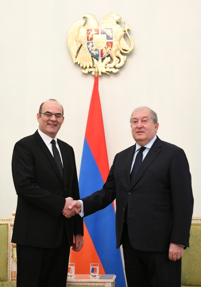 Փոխգործակցություն՝ լայն հեռանկարներով. նախագահ Սարգսյանին հավատարմագրերն է հանձնել Հարավաֆրիկյան Հանրապետության նորանշանակ դեսպանը
