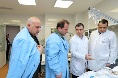 Պաշտպանության նախարարն այցելել է զինվորական հոսպիտալ