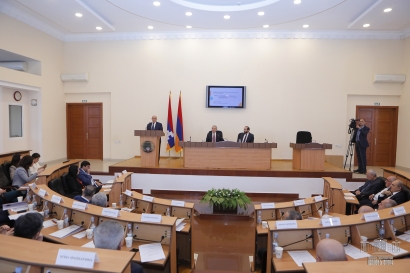 Ստեփանակերտում գումարվել է Հայաստանի եւ Արցախի խորհրդարանների միջեւ համագործակցության միջխորհրդարանական հանձնաժողովի նիստը