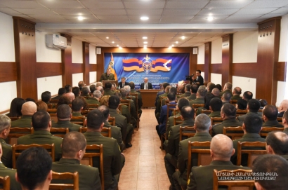 Բակո Սահակյանը մասնակցել է Ազգային անվտանգության ծառայողի տոնին նվիրված միջոցառմանը, հանձնել նվերներ և պարգևներ