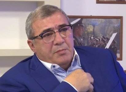Ռուբեն Հայրապետյանին պատկանող «Զեյթունի կահույքի ֆաբրիկայի» տնօրենը եւ ՀՖՖ-ի տեխնիկական հսկիչը ձերբակալվել են. news.am