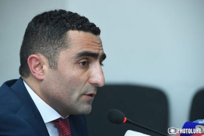 «Միջանկյալ լուծում ունենք»․ Արսեն Թորոսյանն ու Կոտայքի մարզպետը Եղվարդի ծննդատան հարցով քննակում են ունեցել. NEWS.am