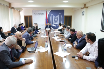 Աղբահանության և աղբի վերամշակման խնդիրներին պետք է տրվեն համակարգային լուծումներ. հանդիպում էկոնոմիկայի նախարարությունում