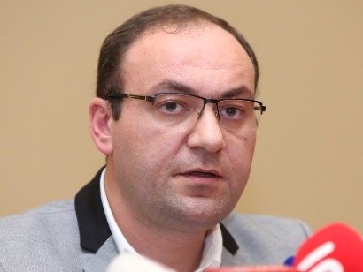 ԱԺ-ում 2019-ի բյուջեից բաժանվել է ավելի քան 2 մլն դոլար պարգևավճար, որը համարժեք է Գյումրիում ավելի քան 100 բնակարանի. Արսեն Բաբայանը