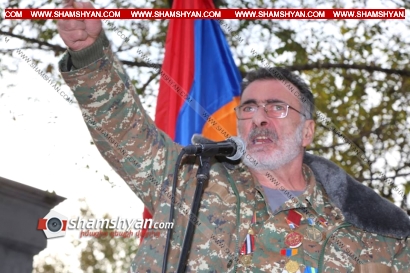 Տարվա մեջ հպարտության մի քանի տոնական օրեր ունենք՝ հունվարի 28, մայիսի 8-9, մայիսի 28, սեպտեմբերի 21. Փառք ու պատիվ Հայաստանի բոլոր ժամանակների պաշտպաններին.Շահե Աճեմեան