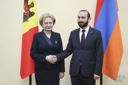 Արարատ Միրզոյանն ընդունել է պաշտոնական այցով Հայաստան ժամանած Մոլդովայի Հանրապետության խորհրդարանի նախագահին. ՖՈՏՈՌԵՊՈՐՏԱԺ
