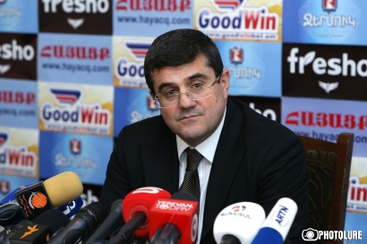 Նոր տիպի կորոնավիրուսով պայմանավորված՝ Արցախի նախագահի թեկնածու Արայիկ Հարությունյանը չեղարկել է Երևանում նախատեսված հանդիպումը