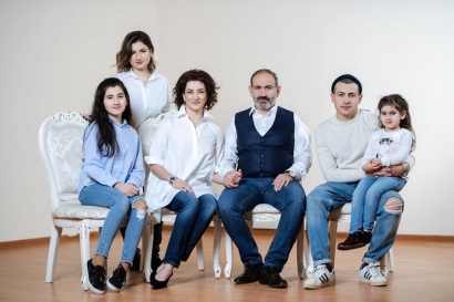Աննա Հակոբյան. Մեր ընտանիքի համար էլ է դժվար այս օրերին փակված մնալ տանը