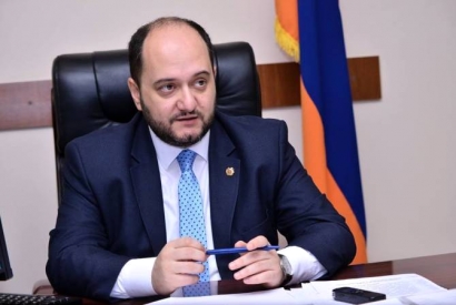 Արայիկ Հարությունյանը ևս մեկ անգամ հորդորում է առցանց ընթերցել, ներկայացումներ դիտել, թանգարան գնալ