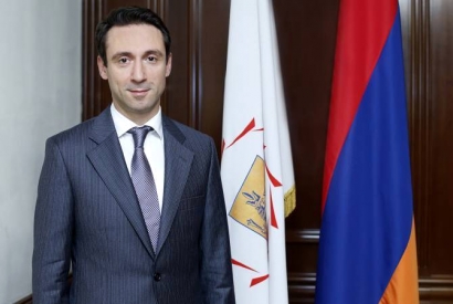 Երևանի քաղաքապետ Հայկ Մարությանը շնորհավորել է թատերարվեստի գործիչներին մասնագիտական տոնի առթիվ
