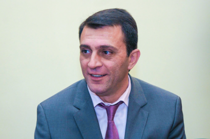 Դատարանի մոտ հավաքվածներն ասում էին. «Դատավոր Արմեն Բեկթաշյանը ապացուցեց, որ իր համար կարևորը՝ մարդու առողջությունն է. նրա կայացրած վճռով հավատացինք՝ արդարությունը հիվանդանում, բայց չի մահանում». ՏԵՍԱՆՅՈՒԹ