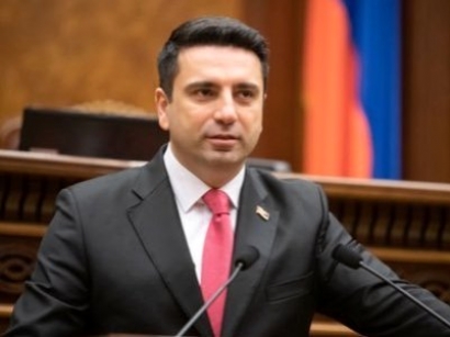 Ալեն Սիմոնյանը դիմել է իրավապահներին՝ վարչապետի անունից քաղաքացիներին զանգող անձանց բացահայտելու համար