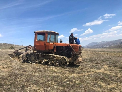 Վարազդատ Կարապետյան.. Էս հողը 30 տարի անմշակ էր, բայց Վահեն հանձնվել չգիտի