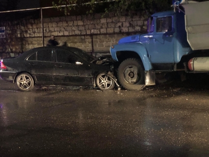 Խոշոր ավտովթար Քանաքեռ- Զեյթունում․ ՖՈՏՈՌԵՊՈՐՏԱԺ, ՏԵՍԱՆՅՈՒԹ. Newmedia.am
