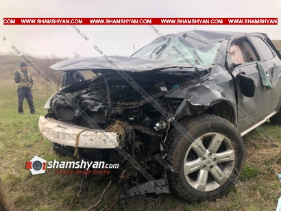 Խոշոր ավտովթար Սյունիքի մարզում. Nissan Murano-ն մոտ 50 մետր մի քանի պտույտ շրջվելով՝ հայտնվել է ձորում. 4 վիրավորներին ձորից դուրս են բերել քաղաքացիները՝ ՃՈ ավագ տեսուչի գլխավորությամբ. ՖՈՏՈՌԵՊՈՐՏԱԺ, ՏԵՍԱՆՅՈՒԹ